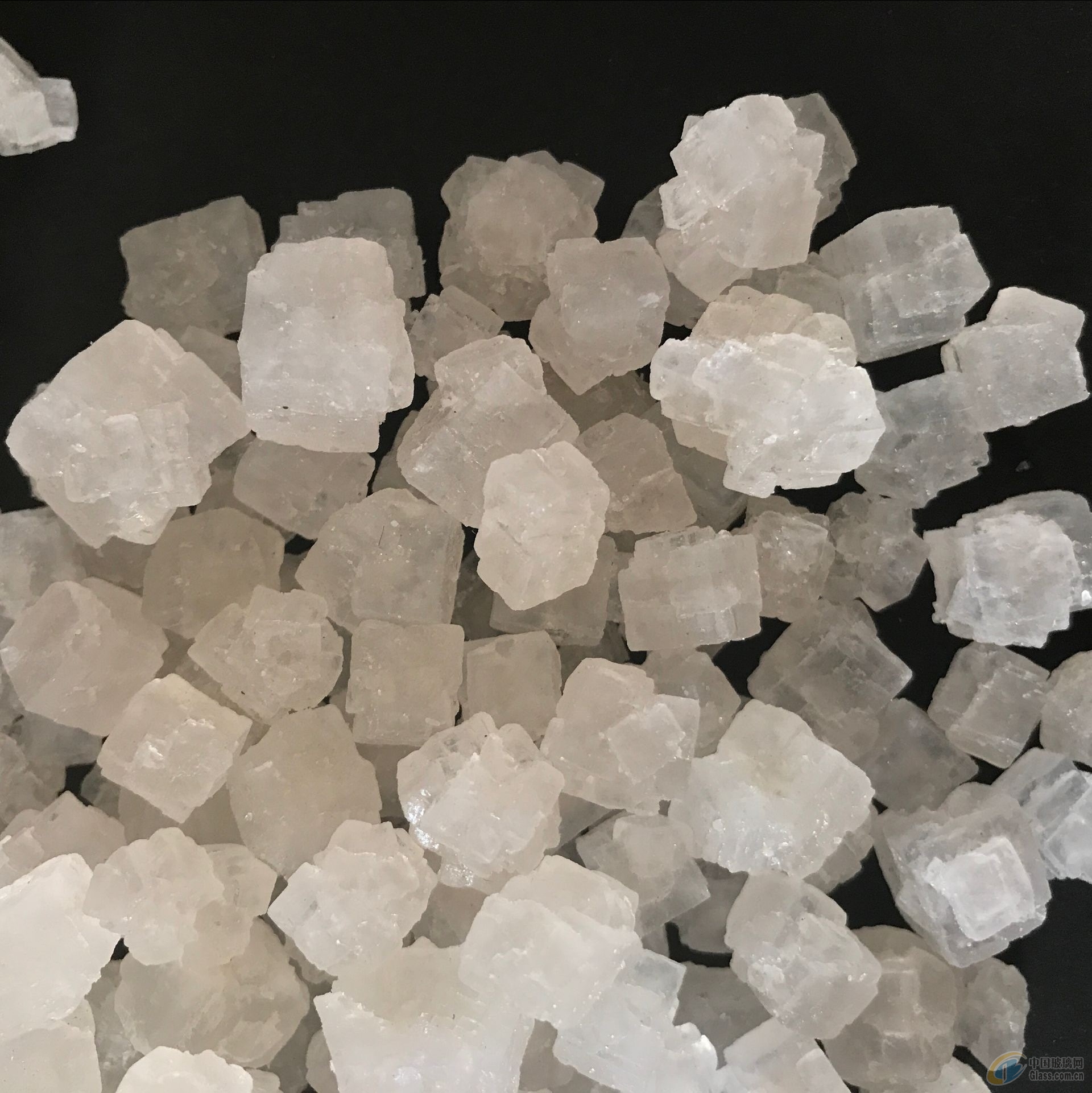 工业盐的广泛用途 从大颗粒日晒粗盐到日常生活